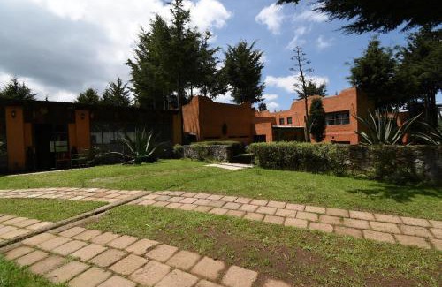 Ocampo Hotel | Pet Friendly Retreat: Rancho Cumbre Monarca Awaits You