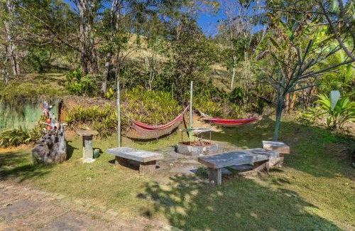 Paraiba do Sul House | Relaxing Rancho das Maritacas with Pool & Ocean Views