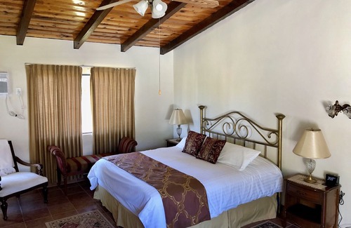 San Antonio de las Minas Bed & Breakfast | Experience Nature at Rancho el Parral - Rated 9.8/10