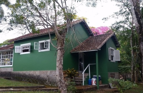 Itatiaia Ski Chalet | Escape to Rancho São Carlos: Cozy House with Pool & Spa