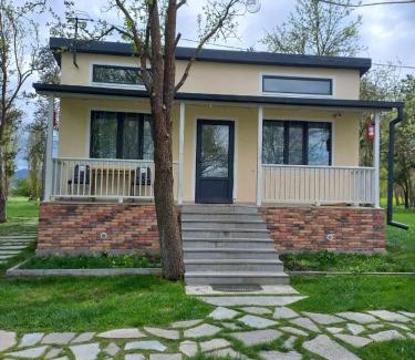 Armenia Apartment | Pet-Friendly Retreat at Rancho Stepanavan with Full Kitchen