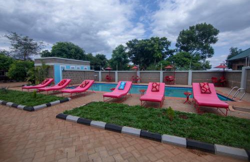 Mwanga Hotel | Relax at Randa Cottages Moshi with Pool & Dining Options