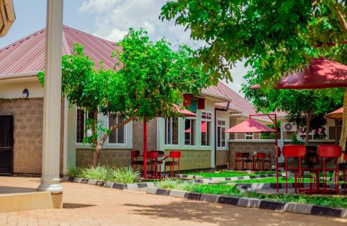 Mwanga Hotel | Relax at Randa Cottages Moshi with Pool & Dining Options
