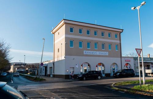 Sopron Bed & Breakfast | Child-Friendly Retreat at Randevú Panzió - Guest Rated 7.5