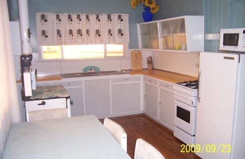 Moola Bed & Breakfast | Inviting Rangemore Estate: Family-Friendly with Breakfast