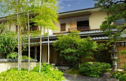Arashiyama Hotel | Rangetsu: Family-Friendly Retreat with 9.7/10 Guest Rating
