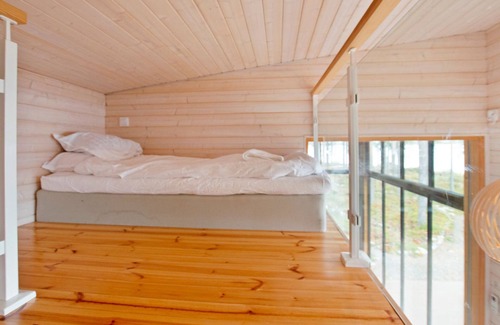 Pihtipudas House | Experience Rantarovio: Lake View Retreat with Spa & Breakfast