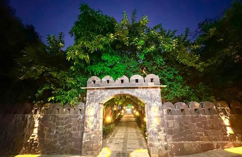 Sawai Madhopur Resort | Delightful Ranthambhore National Resort with Pool & Spa