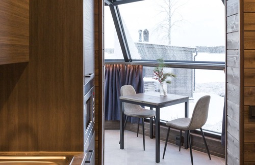 Ranua Villa | Cozy Ranua Resort Arctic Igloos with Ocean Views & Dining
