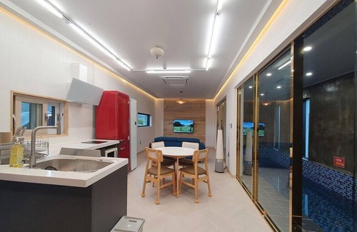 Gyeongju House | Discover Raon Pool Villa: Family-Friendly Retreat with Breakfast