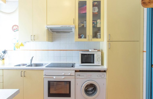 Zoagli Apartment | Rapallo comfortable apartment a stone's throw from the sea with parking space