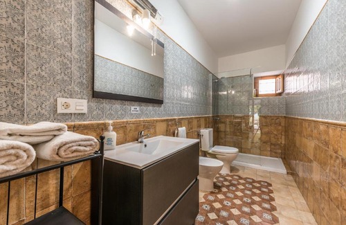 Moratalla Ski Chalet | Rapia: Casa Rosa 2 with Oceanfront Pool & Pet-Friendly Amenities