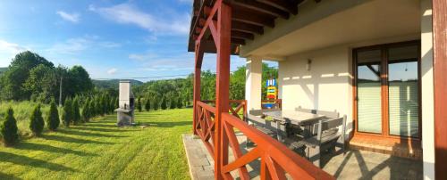 Myczkow Cabin | Oceanfront Family Retreat at Rapiszka - Rated 9.8/10