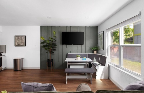 South Lamar House | Rare 2BR in Prime Location