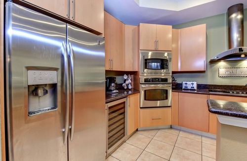 Daytona Beach Condo | Oceanfront 4 Bd Condo with Huge Balcony & Amazing Amenities