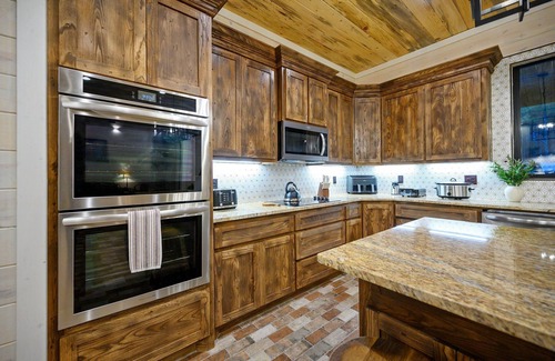 Pickens House | Rare Breed | 8 Bedrooms | Pool | Pickleball | Playset | EV Outlet