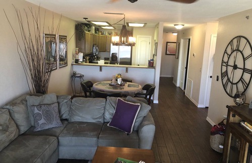 Lake Havasu City House | Lake View Getaway in Downtown - Ideal for Snowbirds
