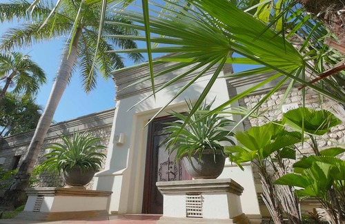 Playa Langosta House | Exclusive Beachfront Villa with Private Pool & Spa Amenities