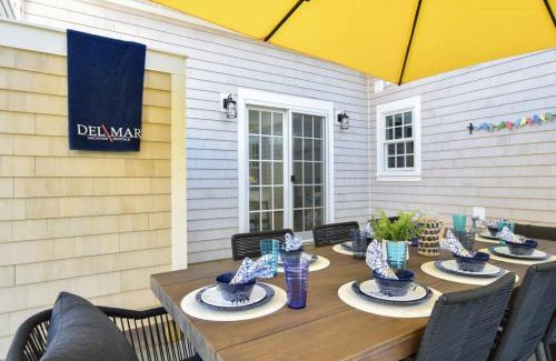 Wellfleet House | Discover Rare - New Downtown Wellfleet Hotel, Pet Friendly