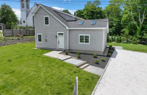 Wellfleet House | Discover Rare - New Downtown Wellfleet Hotel, Pet Friendly