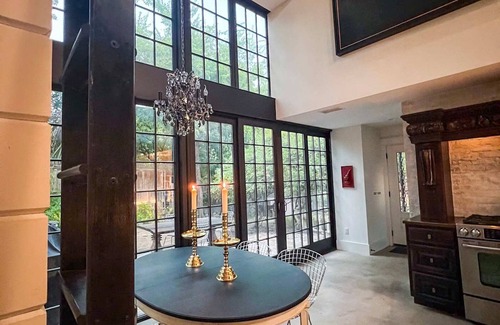Swede Hill House | Rare - Unique East Austin Home - Walk to Downtown