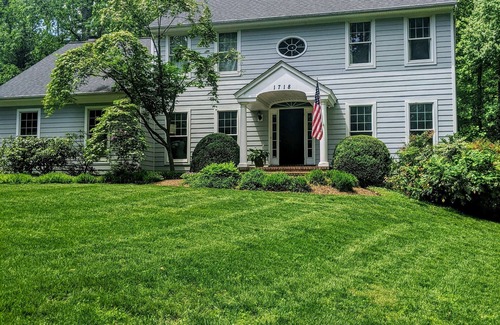 Annapolis House | Colonial Haven on Broadneck Peninsula with Family-Friendly Amenities