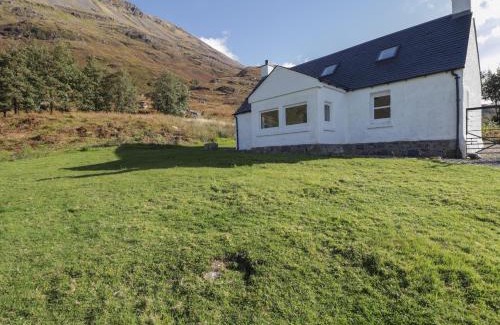 Shiel Bridge House | Rarsaidh