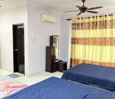 Seksyen 7 House | Rasa Sayang Homestay Shah Alam - Breakfast & Family-Friendly