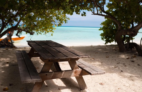 Rasdhoo House | Relaxing Oceanfront Retreat at Rasdhoo Lilac Stay