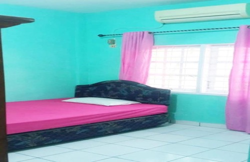 Cirebon House | Budget-Friendly Rasendria Syariah Homestay Awaits You