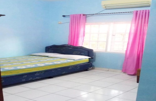 Cirebon House | Budget-Friendly Rasendria Syariah Homestay Awaits You