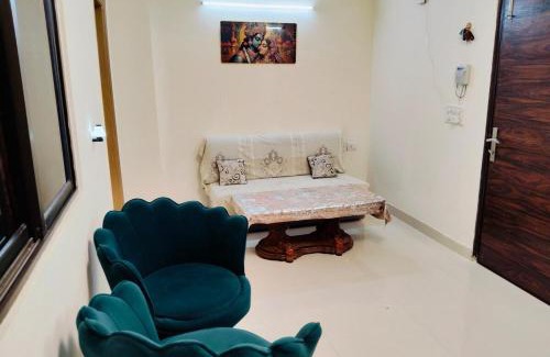 Vrindavan Apartment | Rasik Anandini Kunj