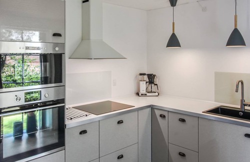 Allinge House | Relaxing Oceanfront Escape at Rask, 3km from the Sea