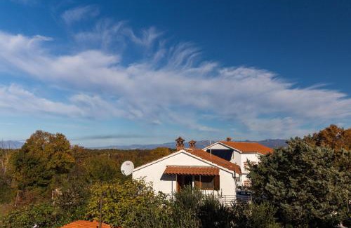 Rasopasno Apartment | Budget-Friendly Retreat at Rasopasno 2 for Savvy Travelers