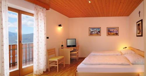Molten House | Rastlhof: Pet-Friendly Retreat with Breakfast & High Reviews