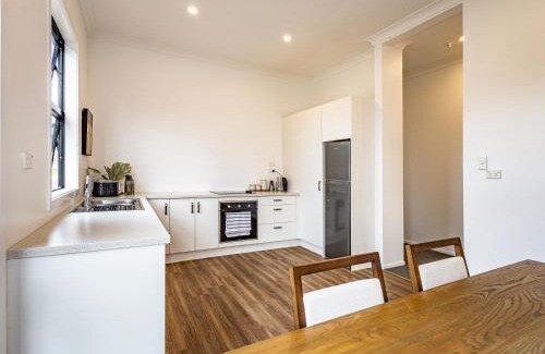 Ohakune House | Pet-Friendly Rata Retreat: A Perfect Family Getaway