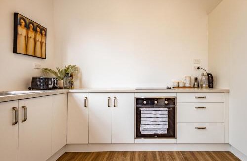 Ohakune House | Pet-Friendly Rata Retreat: A Perfect Family Getaway