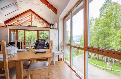 Muir of Ord House | Family-Friendly Stay at Rathad An Drobhair