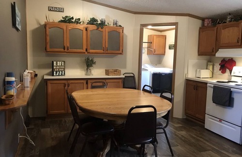 Moravia Cabin | Experience Rathbun Lake: Cozy Deer Run Rental Cabin Awaits