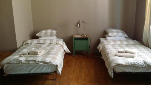 Turda House | Discover Ratiu House: Pet-Friendly Oceanfront Retreat