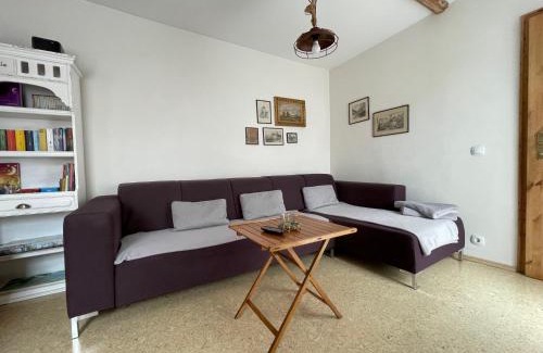 Bad Frankenhausen/Kyffhauser Apartment | Unique Oceanfront Retreat at Ratstraße im Kyffhäuser