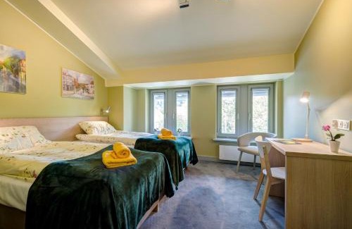 Oliwa Bed & Breakfast | Ratusz B&B: Guest Rated 9/10 with Family-Friendly Amenities