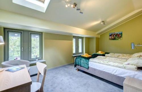 Oliwa Bed & Breakfast | Ratusz B&B: Guest Rated 9/10 with Family-Friendly Amenities