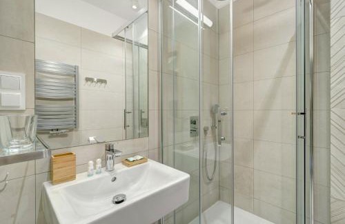 Oliwa Bed & Breakfast | Ratusz B&B: Guest Rated 9/10 with Family-Friendly Amenities