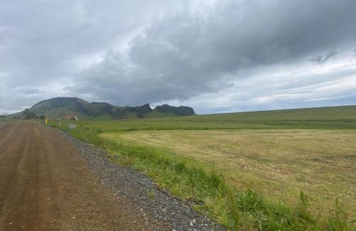 Eyvindarholar Apartment | Child-Friendly Retreat: Rauðafell Apartment with 9.4 Rating