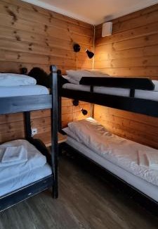 Lom Hotel | Cozy Raubergstulen Fjellstue with Hot Tub & Breakfast