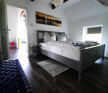Wulfsen Apartment | Child-Friendly Retreat at Rauf und Justyna 1 - Rated 8.7/10