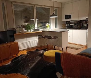Mikkeli Apartment | Tranquil 2-Bedroom Retreat with Ocean View in Urpolassa