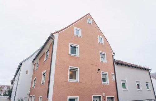 Straubing Apartment | Rooftop Retreat: Family-Friendly Comfort in the City