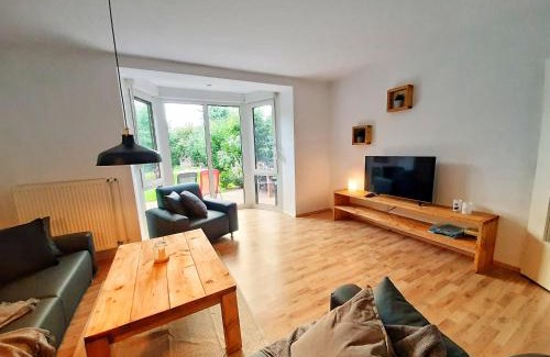 Horne Apartment | Child-Friendly Retreat at Rauszeit-Balje with 8.8 Rating